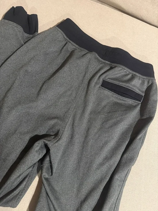 Under Armour Dark Gray Men's Athletic Joggers - Picture 4 of 4